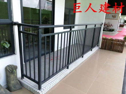 陽臺(tái)欄桿